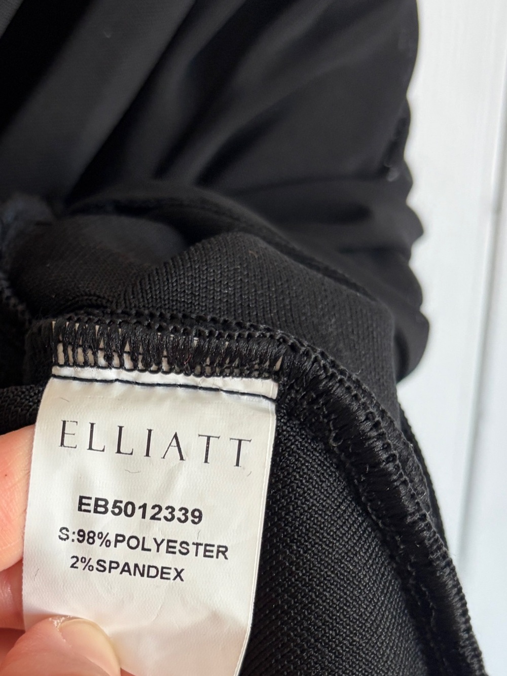 ELLIATT Genie Dress in Black One Shoulder Midi - Picture 8 of 11